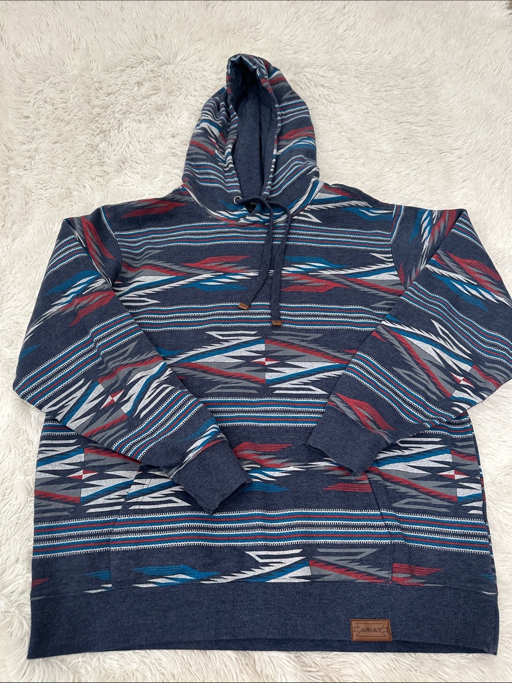 🍏 Ariat Hoodie